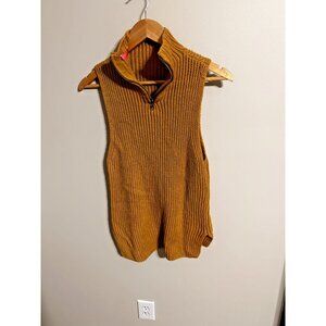 Women's Mustard Bronze zipped , sleeveless Vest-Knitting pattern Top - Medium